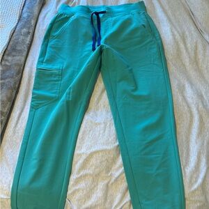 Figs Women’s Surgical Green Zamora Jogger Scrub Pants
